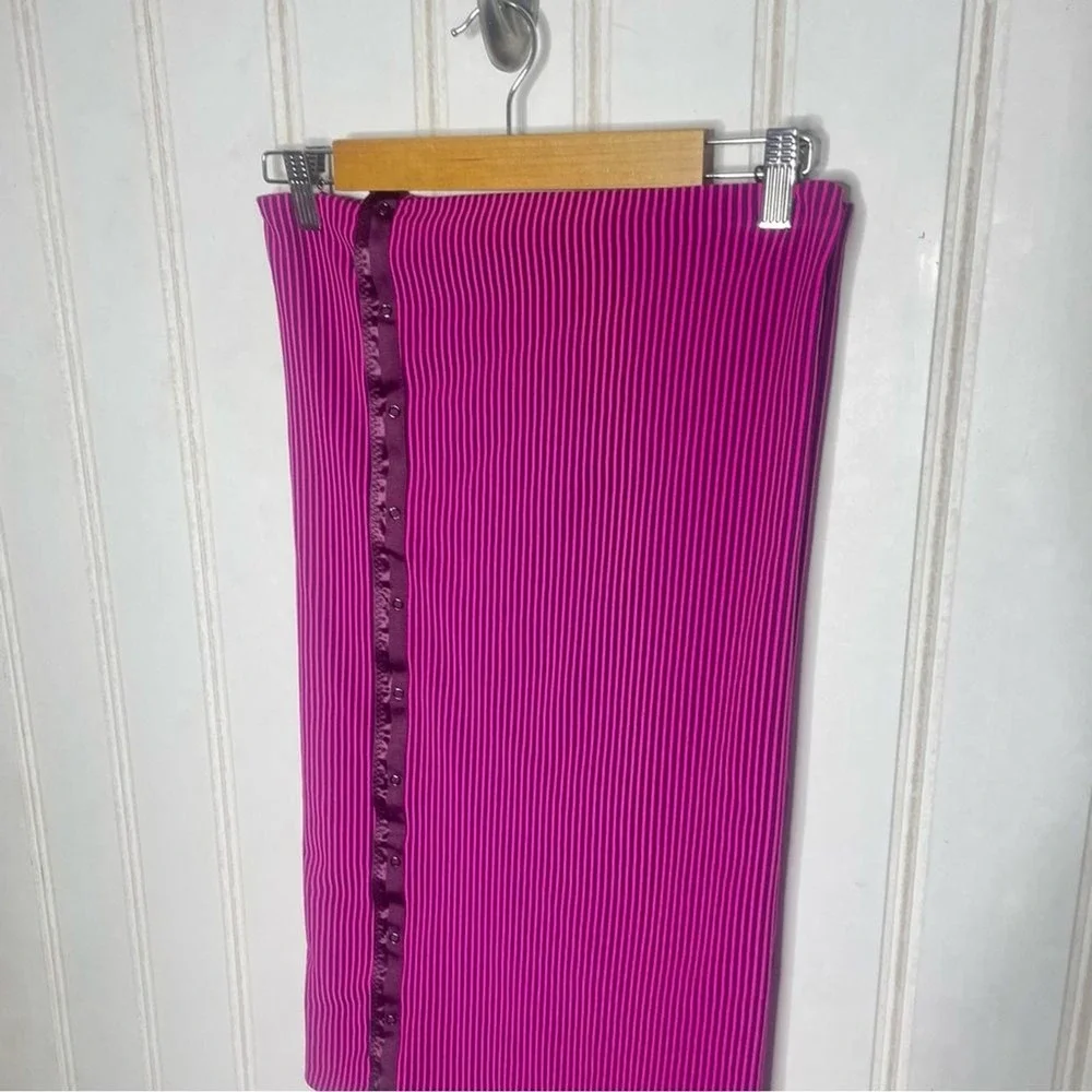 Lululemon Vinyasa Scarf Luon Light Hyper Stripe Raspberry Glo Pink Purple 466